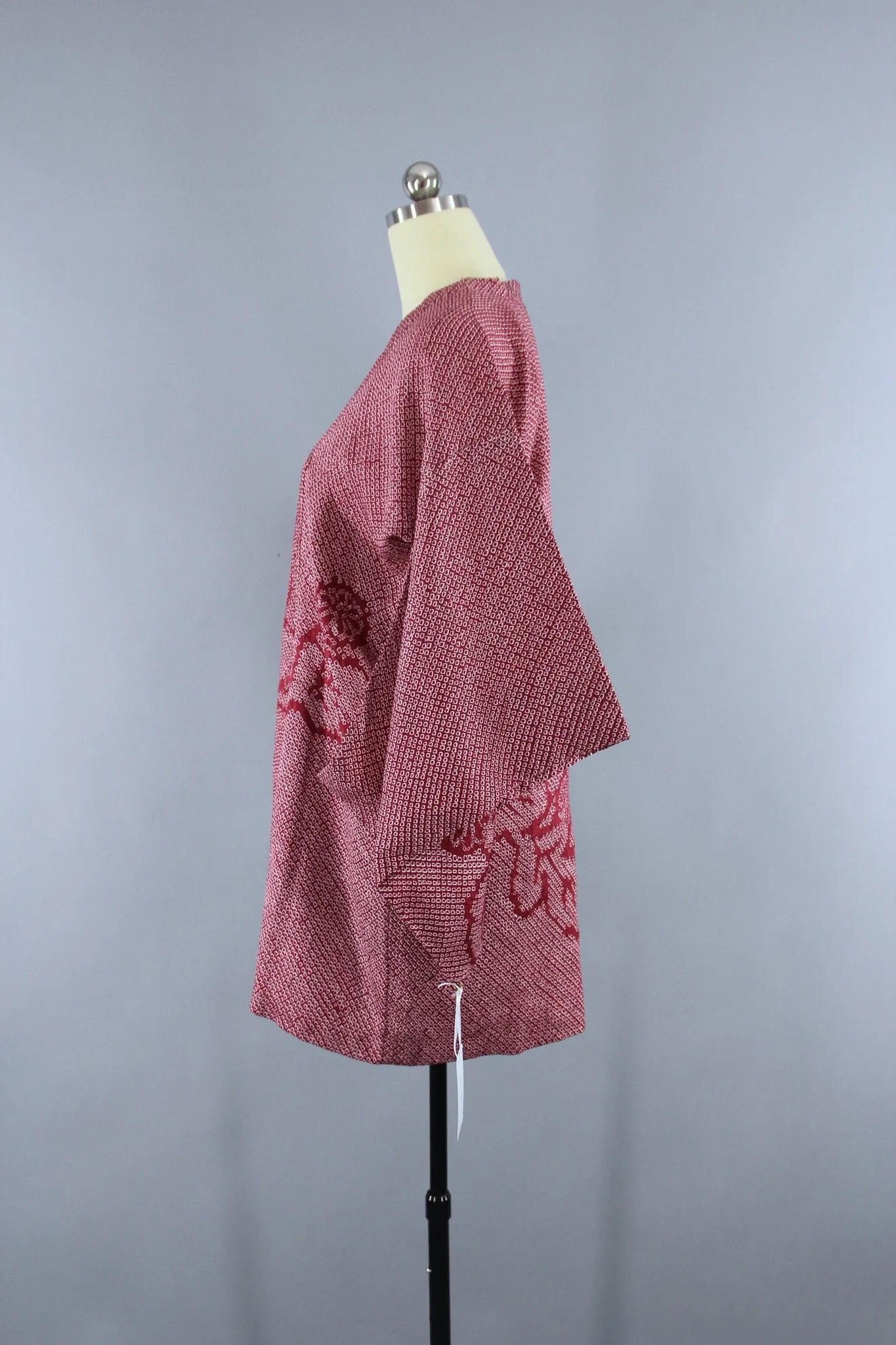 1950s Vintage Silk Kimono Michiyuki Kimono Coat in Cranberry Red Shibori