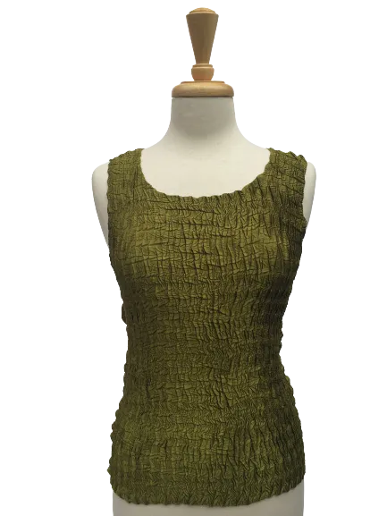 B2402 - Tank top in a solid color. Made in France