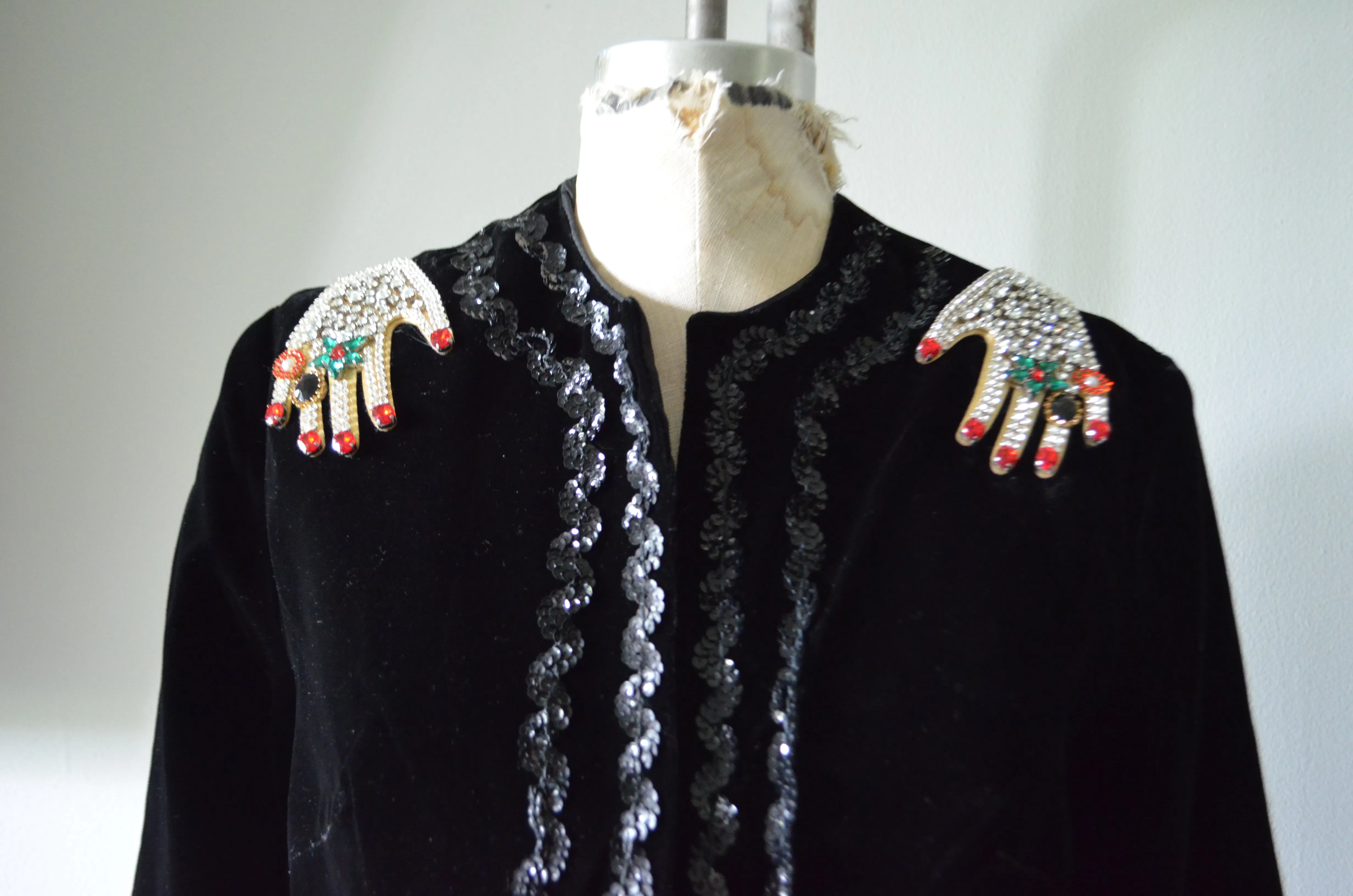 Black Velvet Sequined Beaded Rhinestone hand patches Jacket Short Cropped