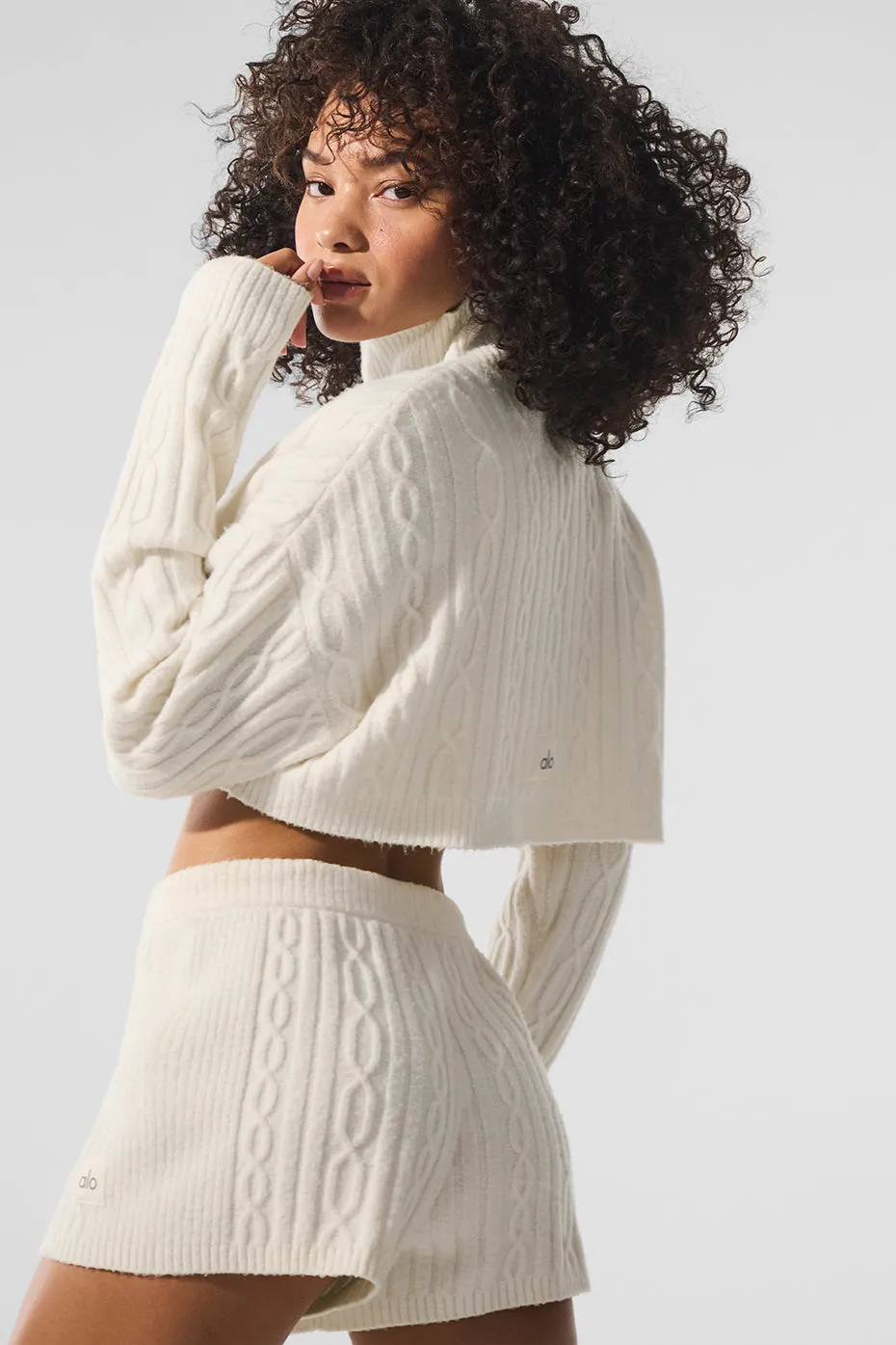 Cable Knit Cropped Winter Bliss Turtleneck Long Sleeve - Ivory