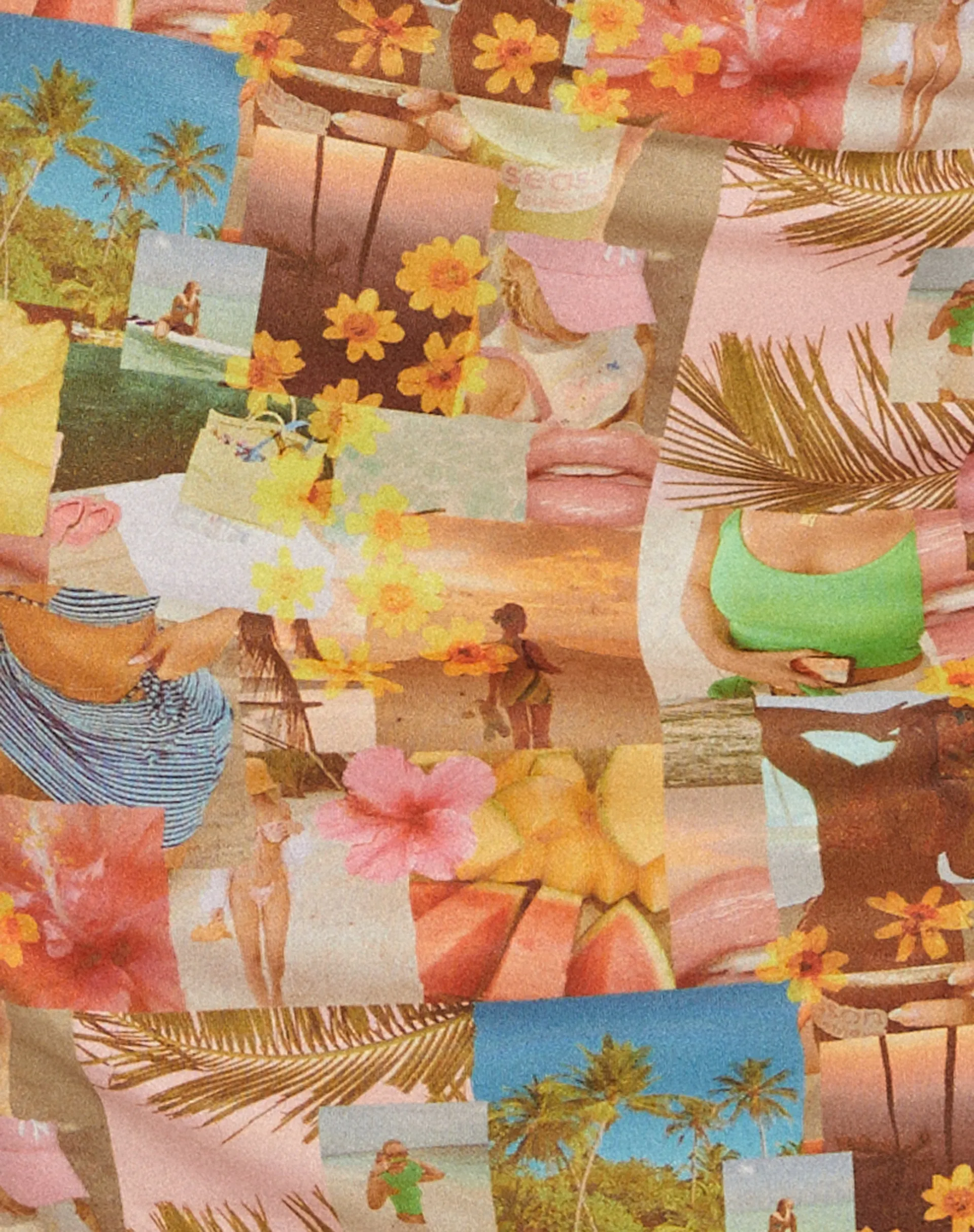 MOTEL X BARBARA Guida Mini Skirt in 90s Tropical Collage