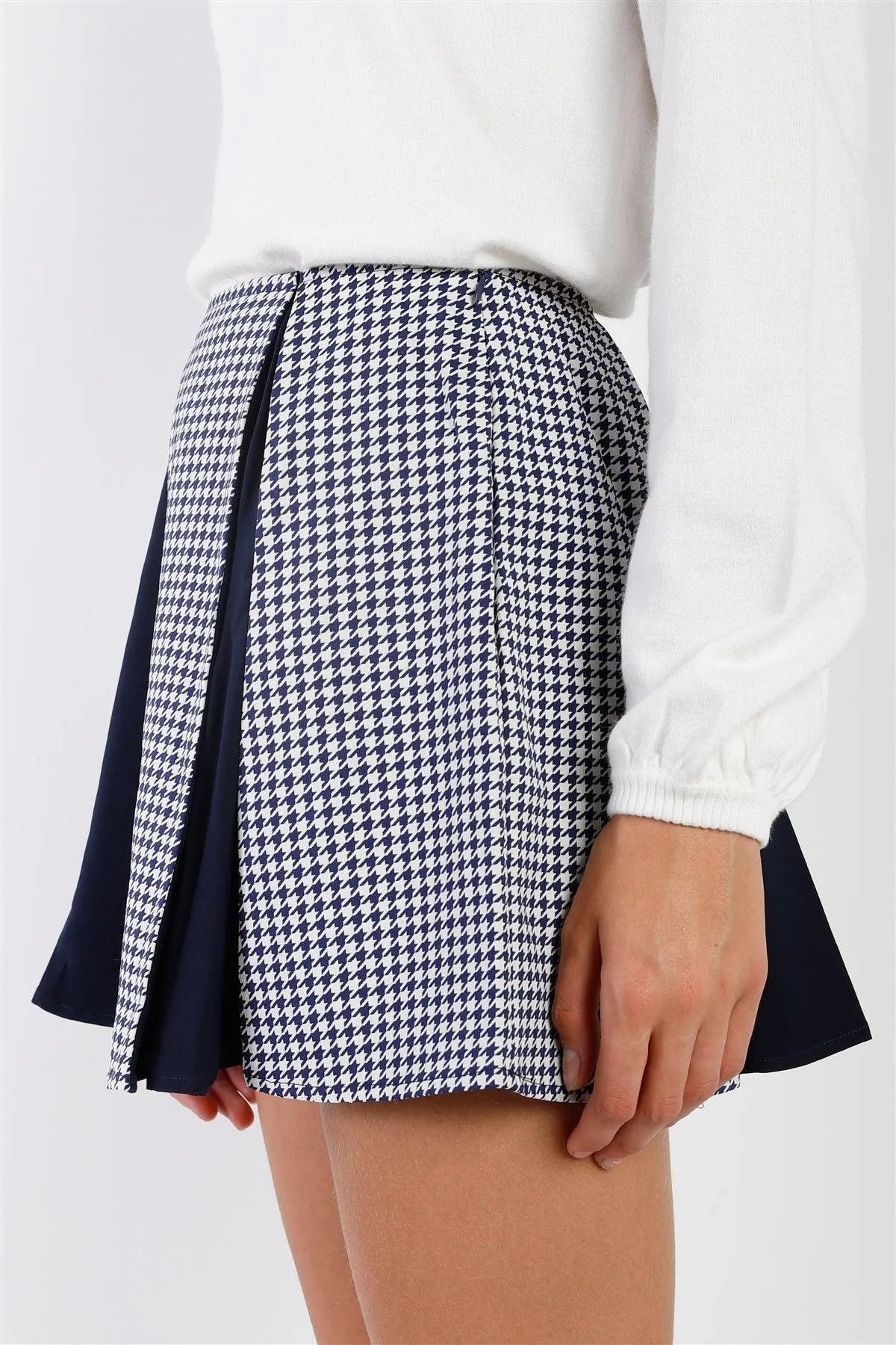 Navy & Cream Houndstooth Print Pleated High Waist Mini Skirt