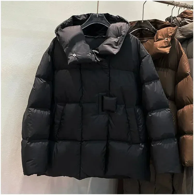 Trendy Urban Puffer Jacket for Winter Excursions