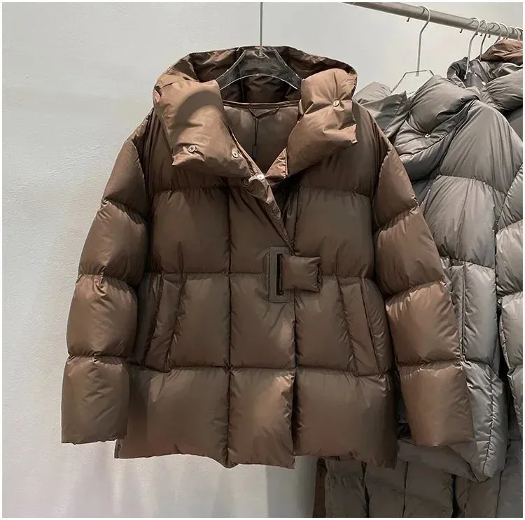 Trendy Urban Puffer Jacket for Winter Excursions