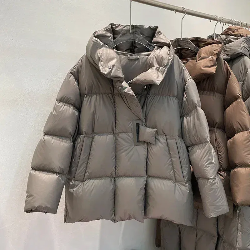 Trendy Urban Puffer Jacket for Winter Excursions